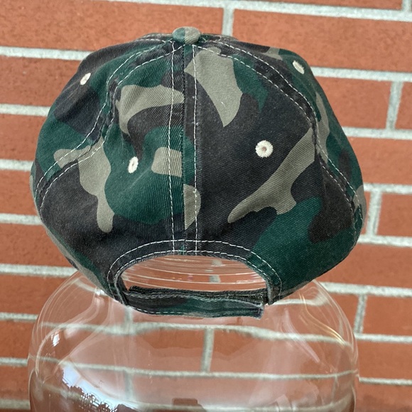 New Camo Hat, Camouflage Green Baseball Cap - Picture 3 of 6
